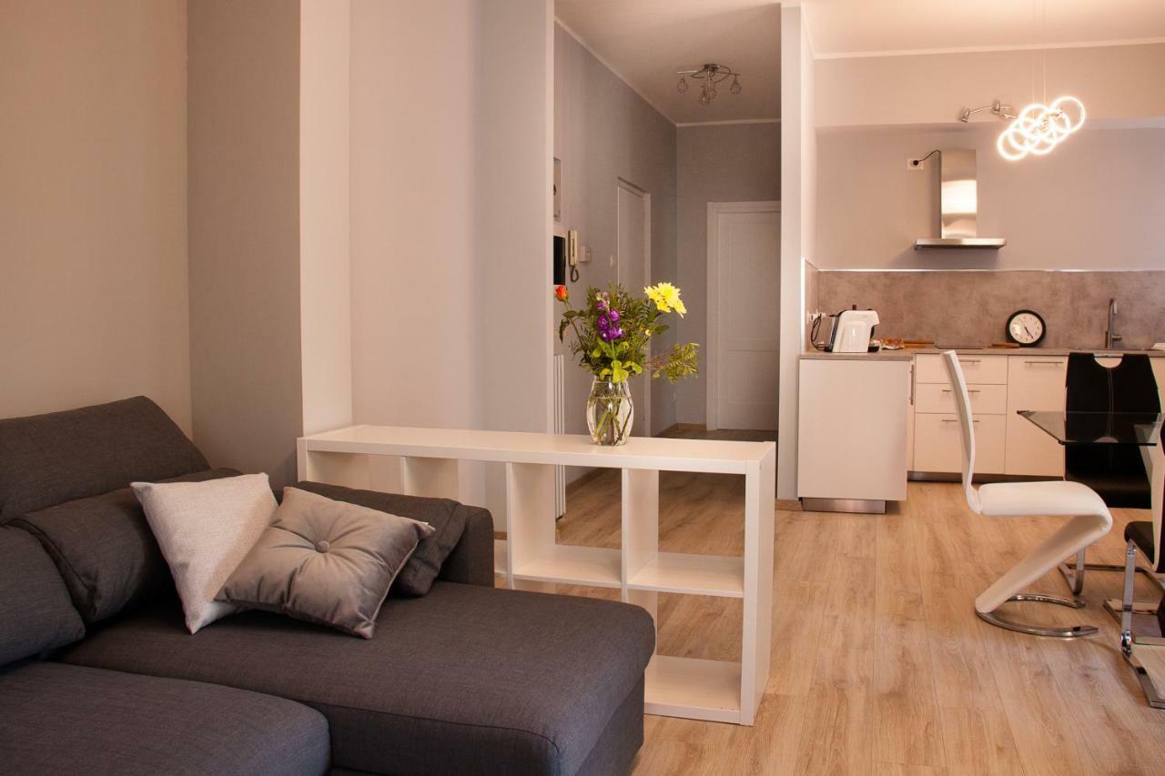 Lg Apartment Stresa Eksteriør bilde