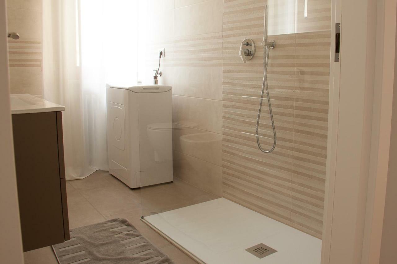 Lg Apartment Stresa Eksteriør bilde